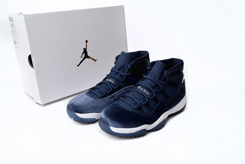 Air Jordan 11 Retro Midnight Navy Reps Sneaker AR0715-441