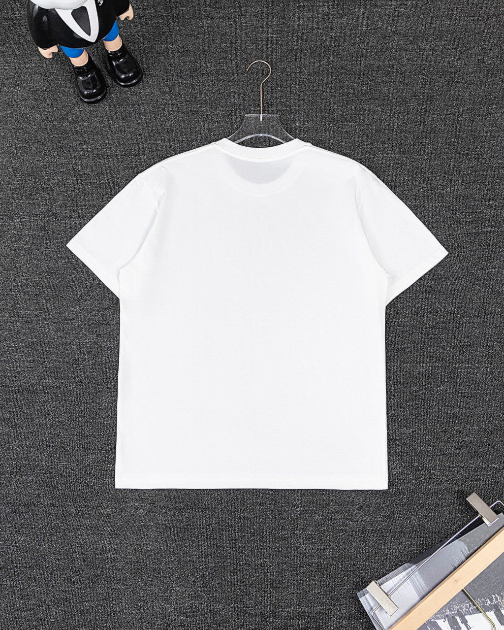 Amiri Beverly Hills Graphic Short‑Sleeve T‑Shirt & Drawstring Shorts Two‑Piece Set