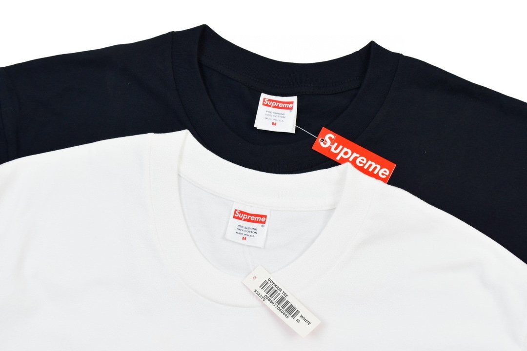 Supreme Gotham Skyline Graphic T-Shirt