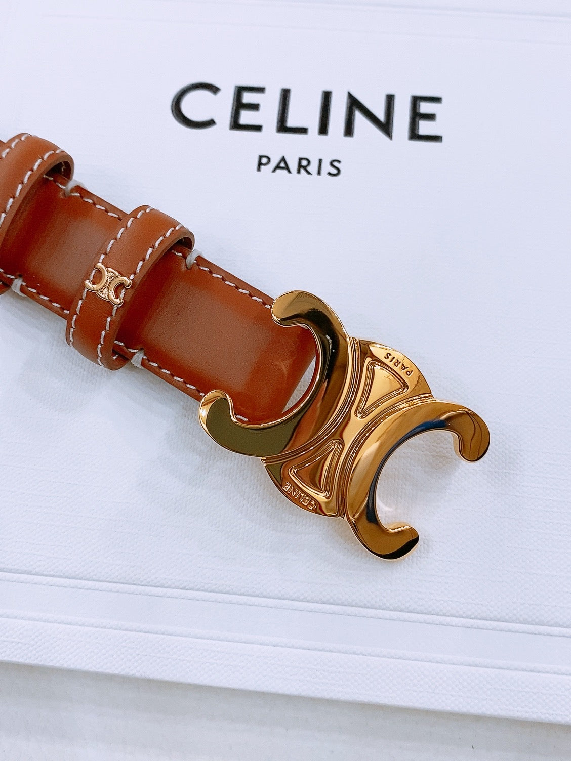 CELINE 25S TRIOMPHE BELT 25MM IN DARK CARAMEL CALFSKIN GOLD HARDWARE 570967