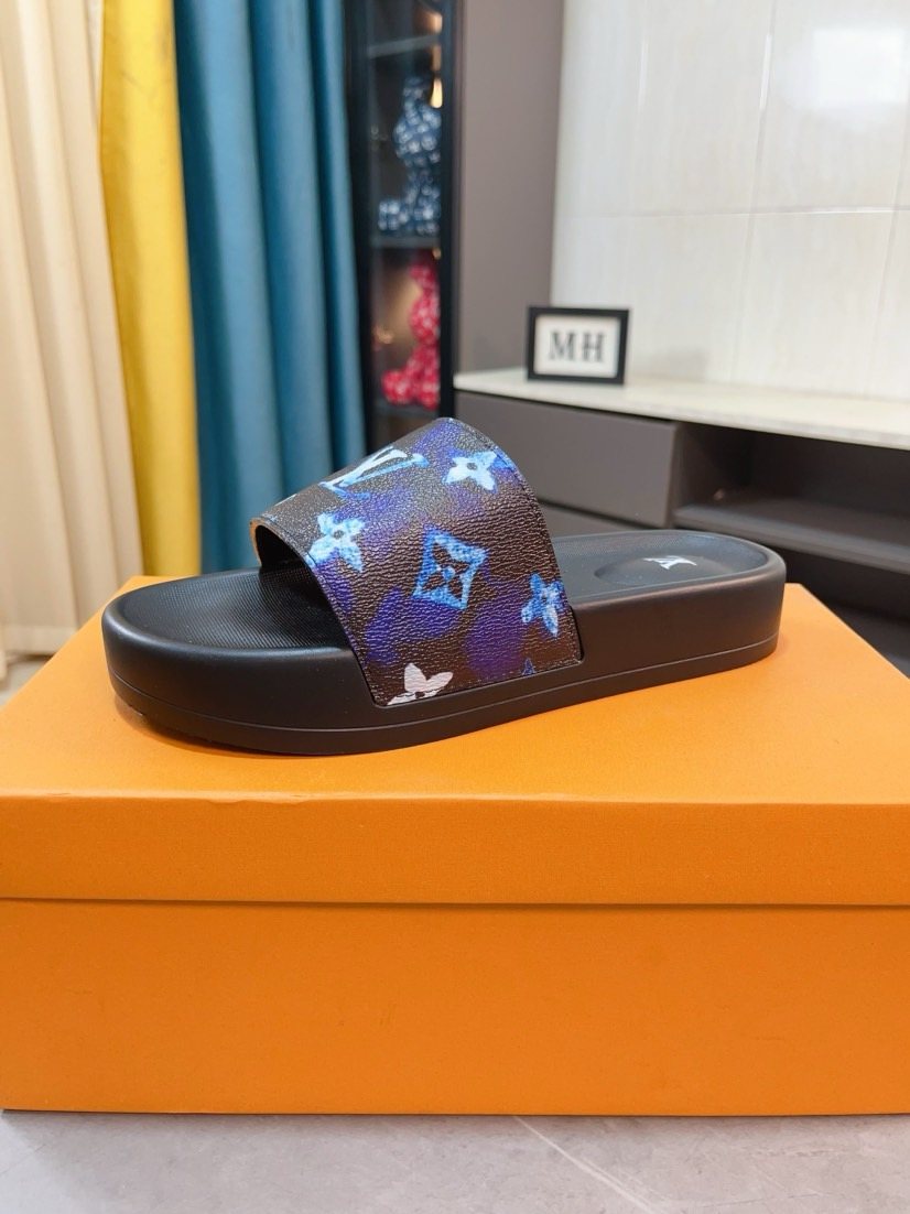 Louis Vuitton Black Men's Slide Sandals