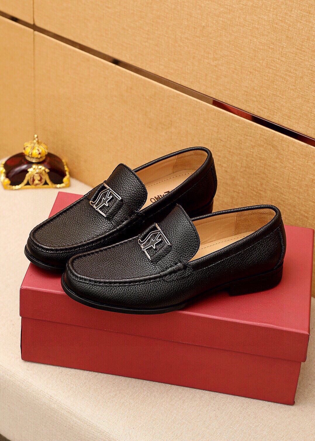 Ferragamo Black Pebbled Leather Loafers