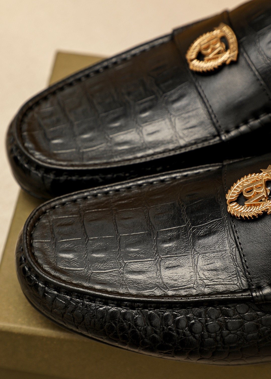 Bottega Veneta Men's Black Textured Loafers