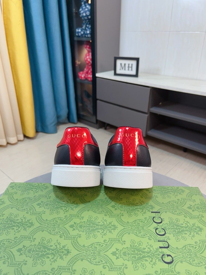 Gucci Men's Stripe Low-Top Sneakers - Rubber Cupsole