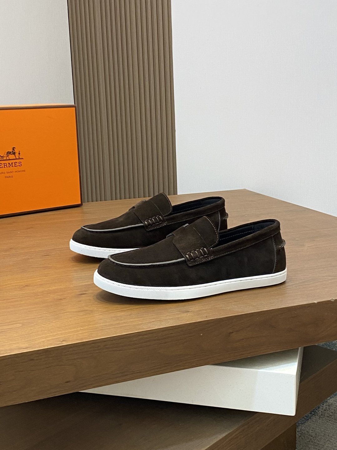Hermès Men's Contrast Sole Loafers