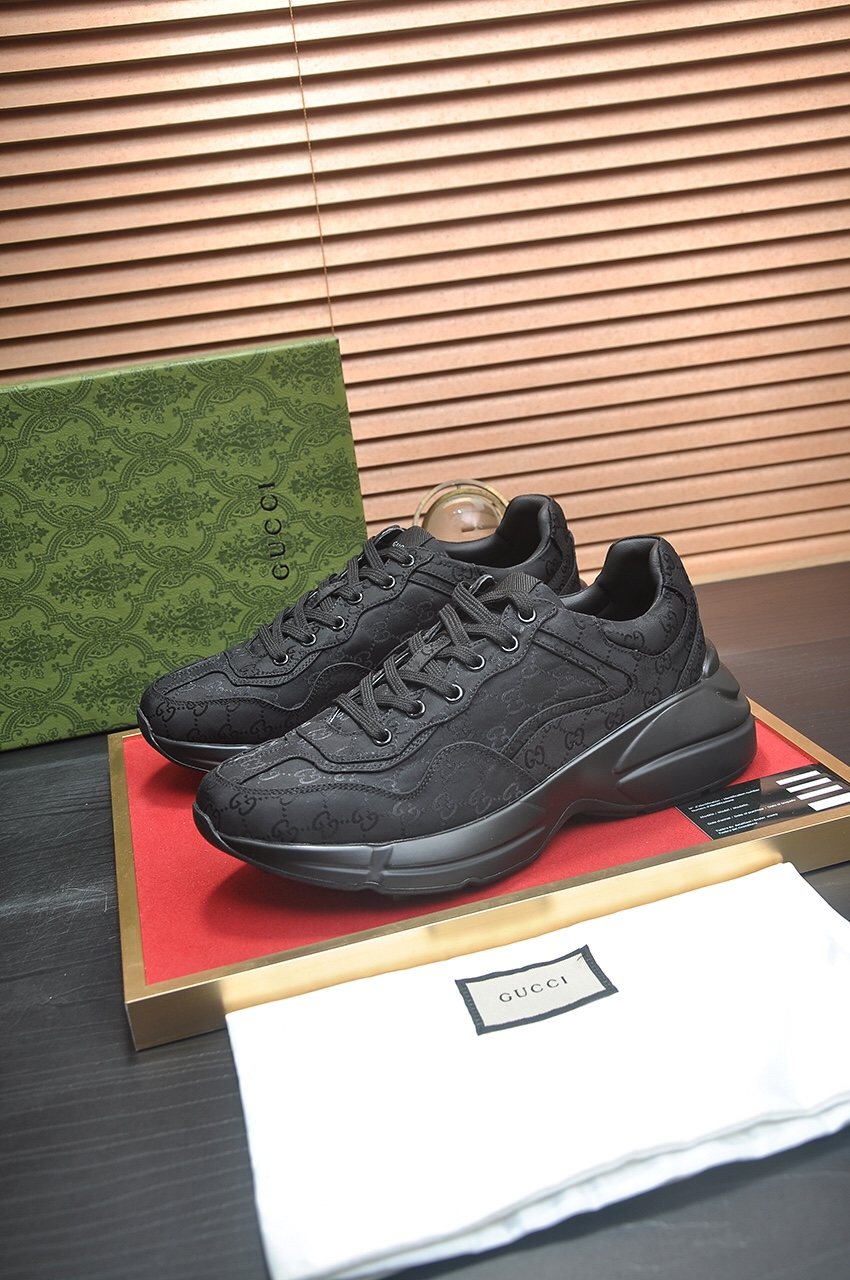Gucci Tonal Pattern Chunky Low-Top Sneakers